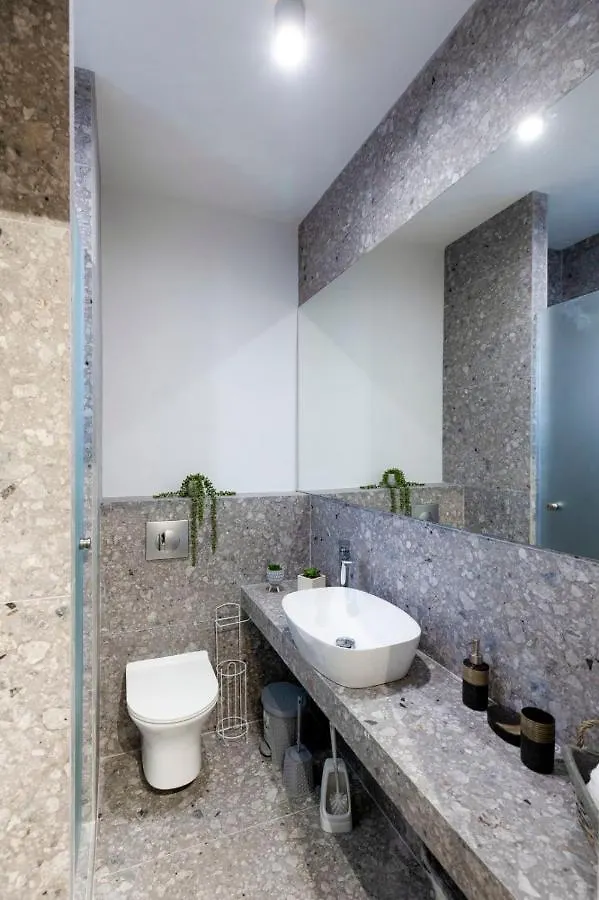 Twinstars Superior Apartment Gerakini